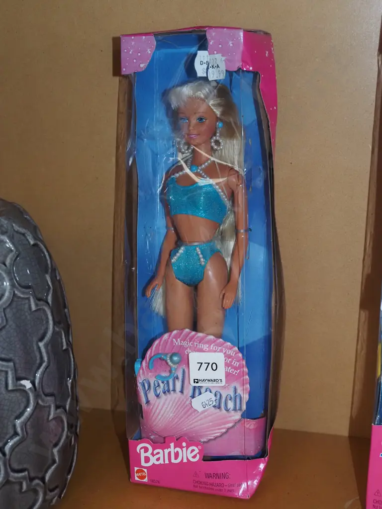 boxed Barbie Pearl Beach - damage to box Image 1++