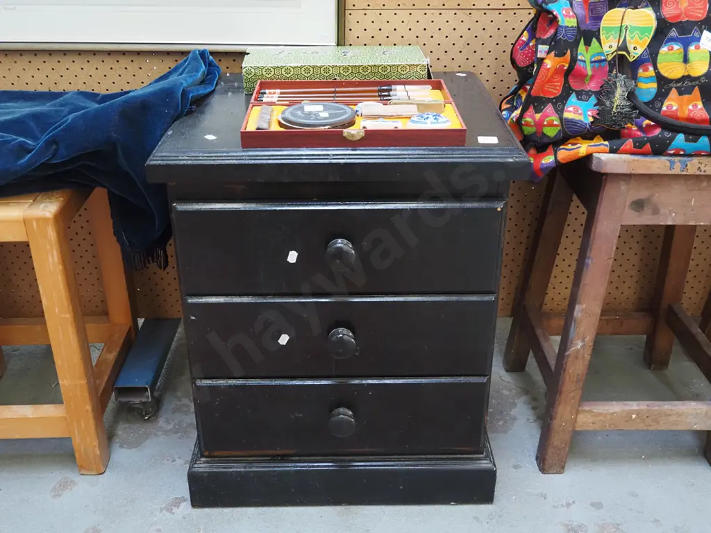 black 3 drawer chest Image 1++