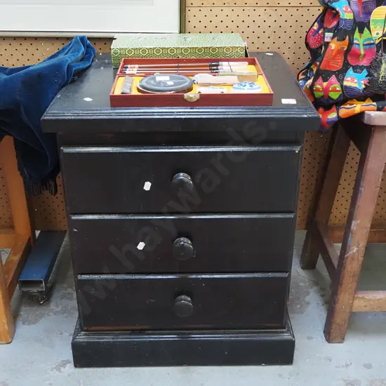 black 3 drawer chest
