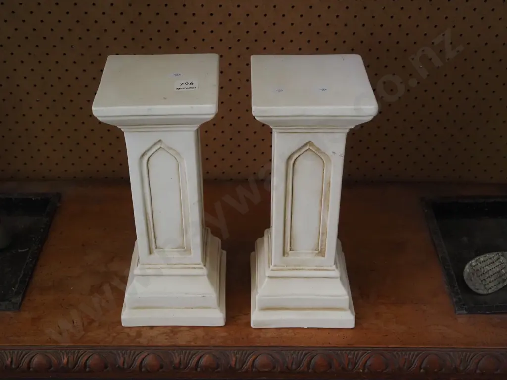 pair of ceramic jardiniere stands H310 Image 1++