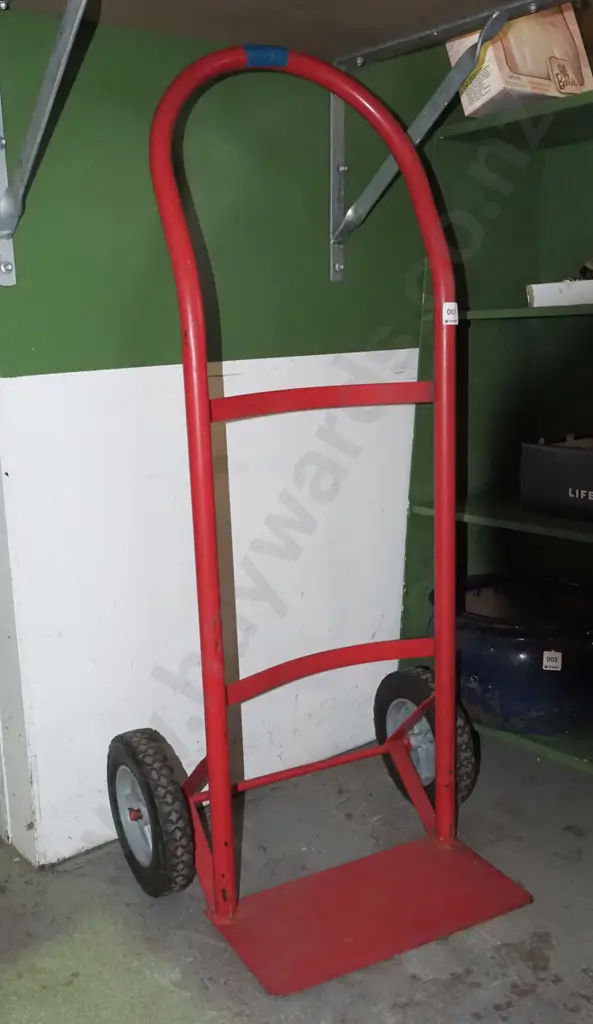 small red sack barrow Image 1++