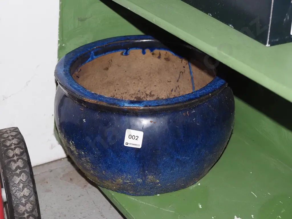 blue glazed planter H180 Image 1++