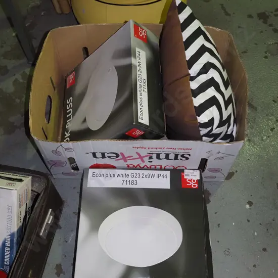 2x boxed as new light fittings, zebra patterned cushion