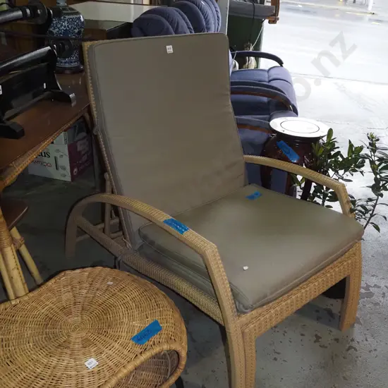 woven plastic cane extending sun lounger