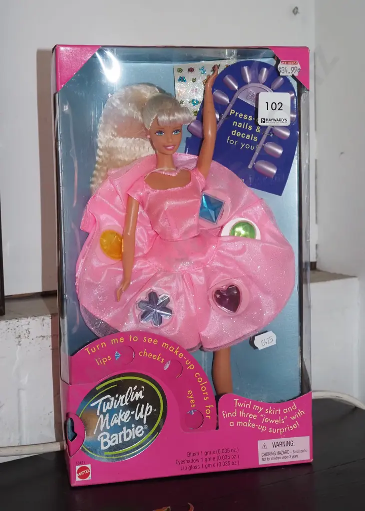 boxed as new Twirlin' Make Up Barbie Image 1++
