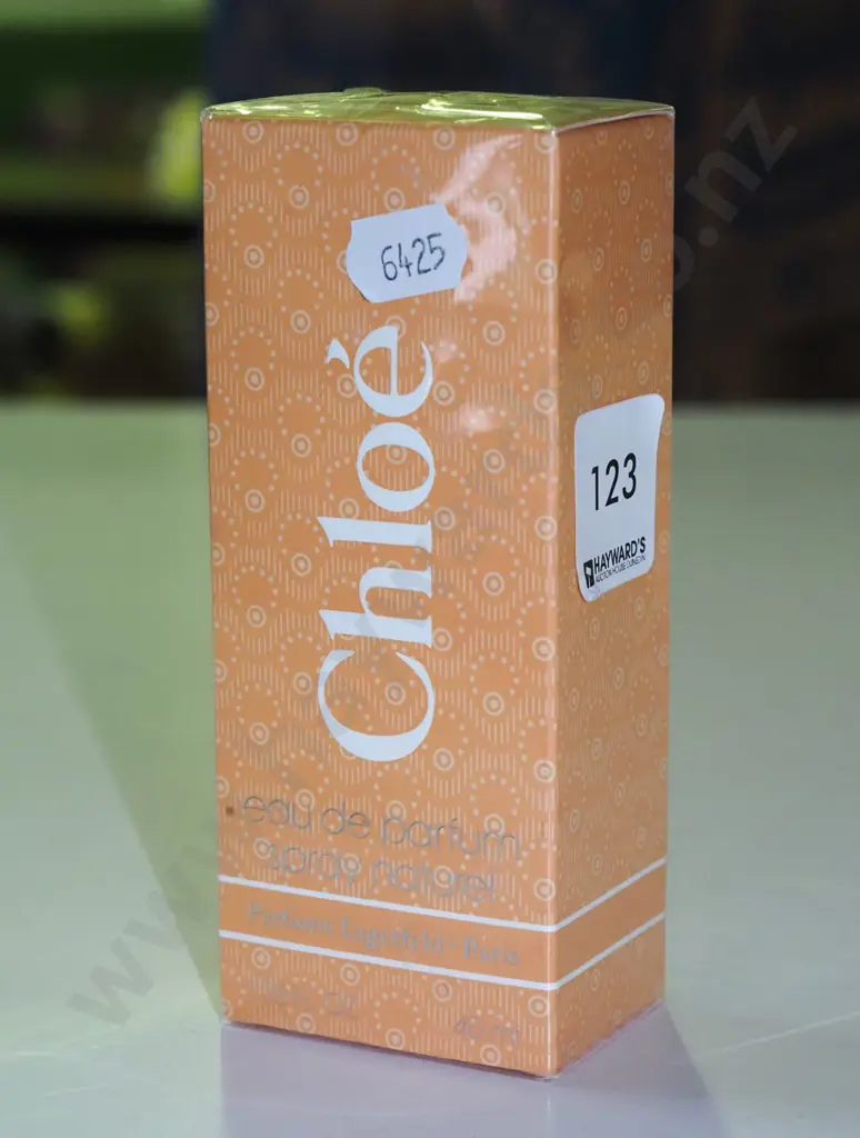 boxed as new Chloe eau de parfum 40ml Image 1++