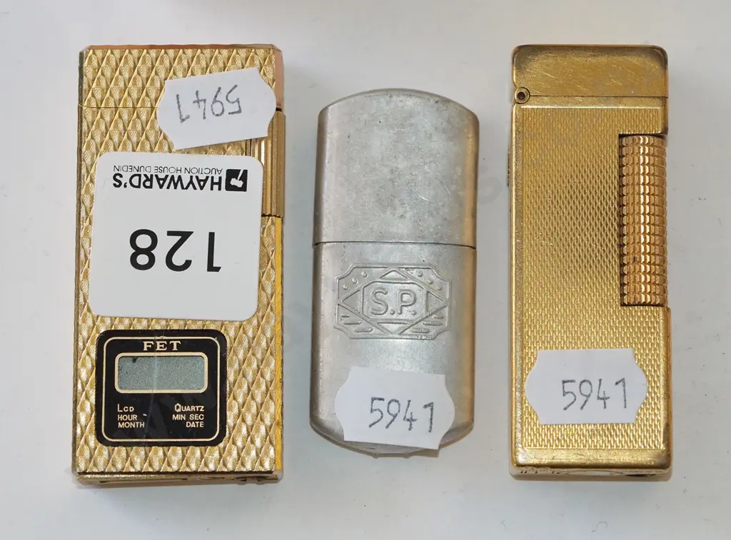 3x cigarette lighters Image 1++