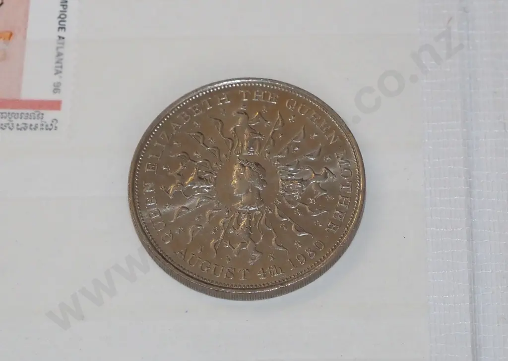 stamp album, Queen Elizabeth coin Image 1++