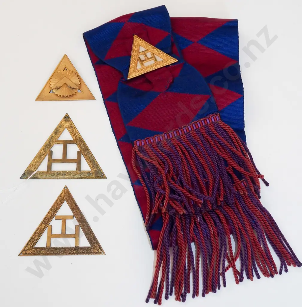 Masonic Lodge regalia Image 1++