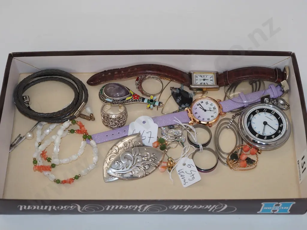 tray; costume jewellery, watches Image 1++