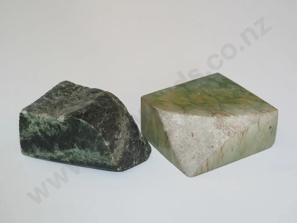 polished and cut green stone Image 1++