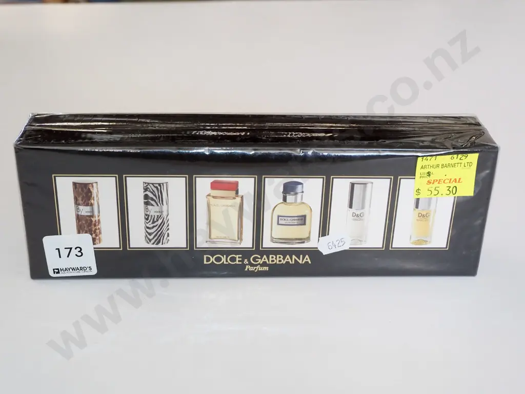 boxed multi Dolce & Gabbana parfum miniatures Image 1++