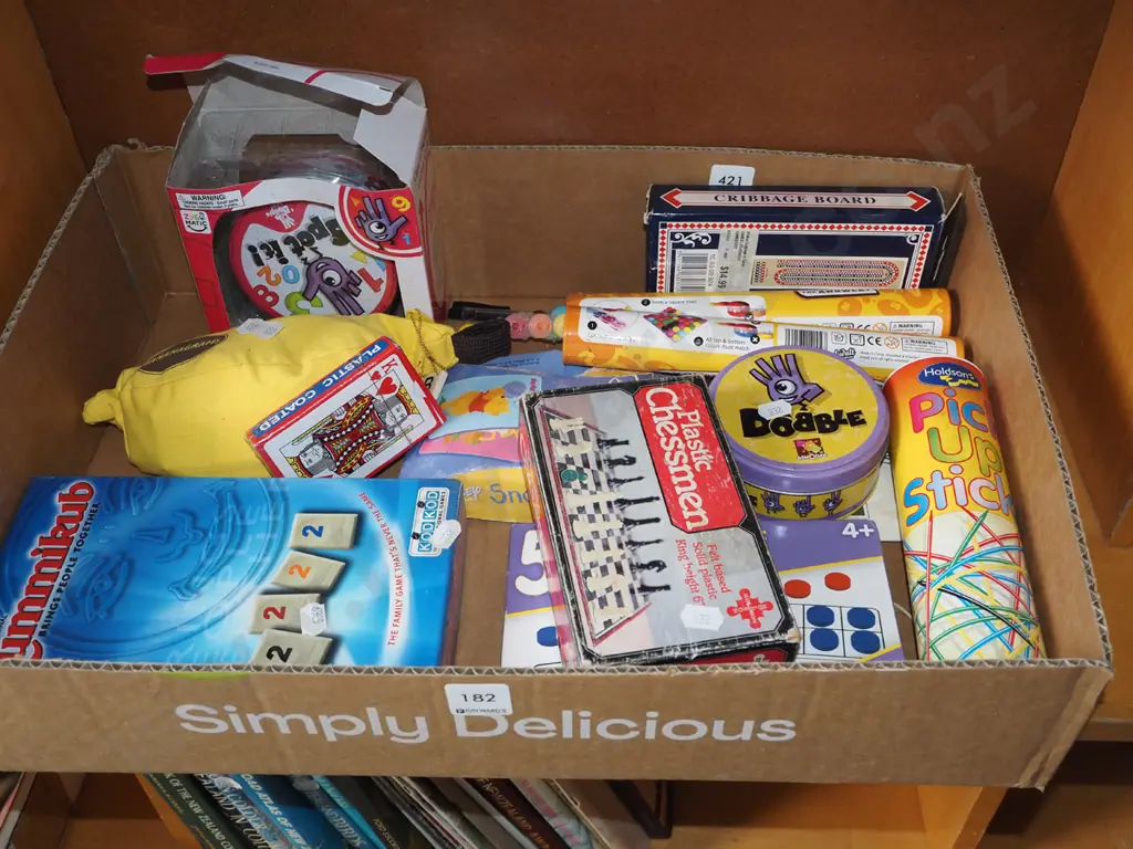 box of games Image 1++