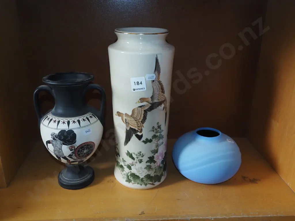 3x vases H300 Image 1++