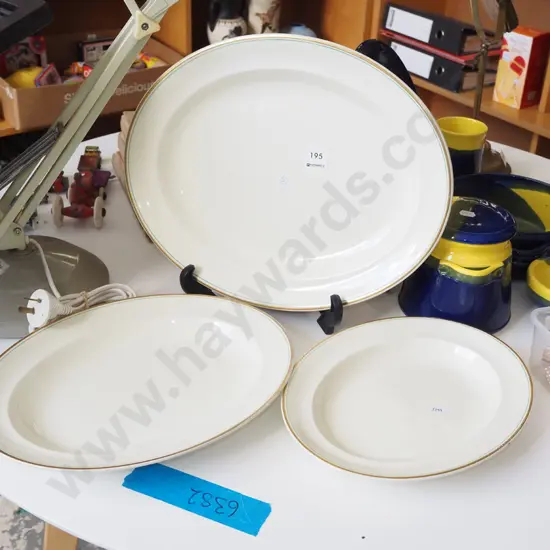 3x Wedgwood green and gold rimmed ashets