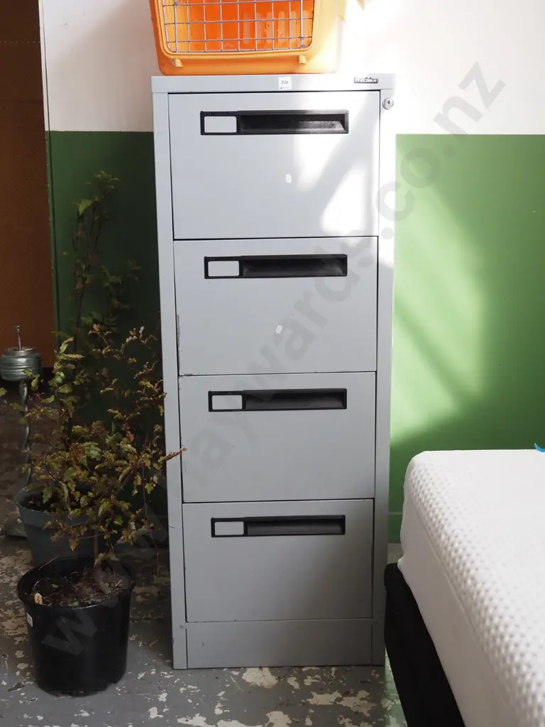 Precision 4 drawer filing cabinet Image 1++