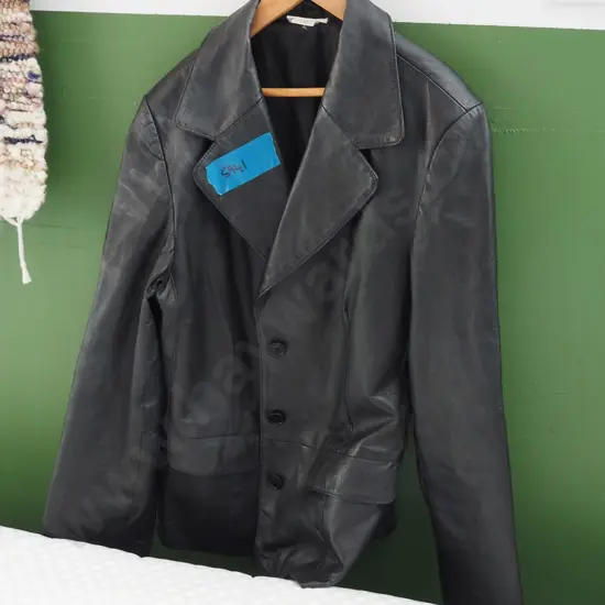 Capture size 14 leather jacket