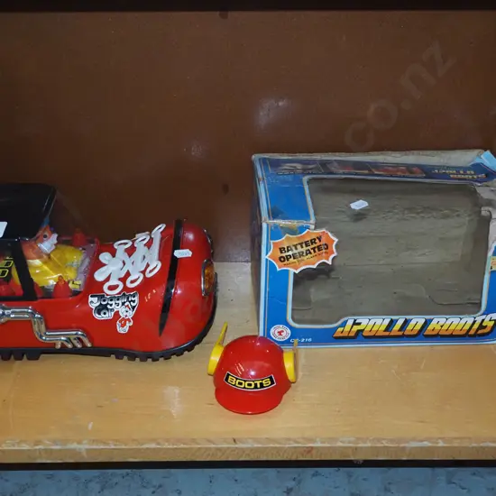 battery operated Apollo Boots toy and hat