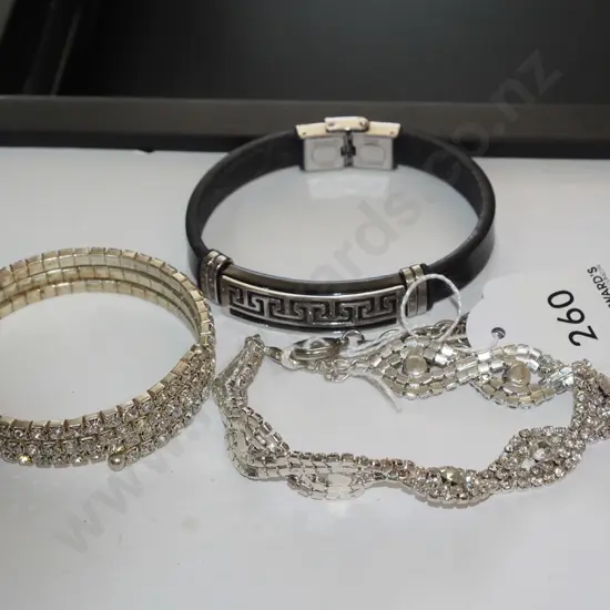 2x bangles, bracelet, watch chain