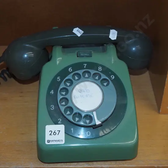 retro green dial telephone