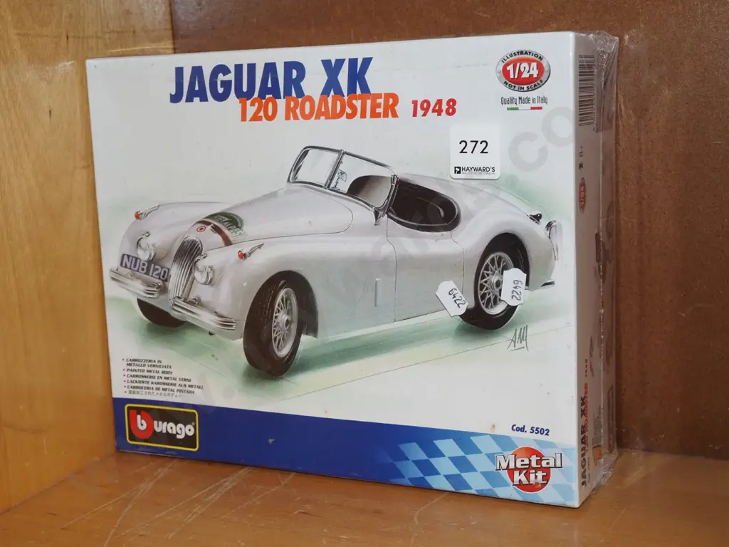 boxed yet to be assembled Jaguar XK roadster Image 1++