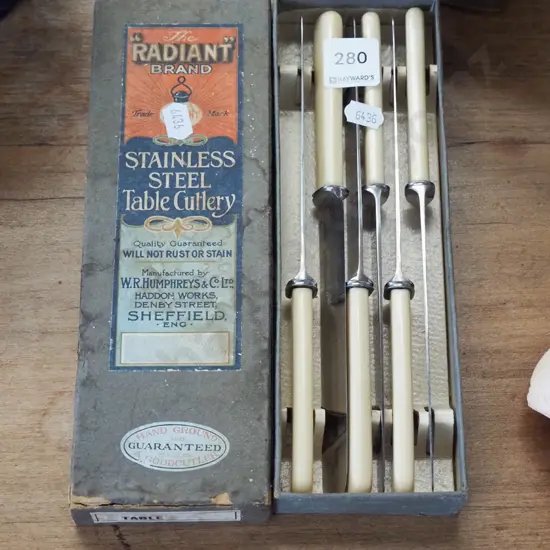 set of as new bone handled knives  - Radiant