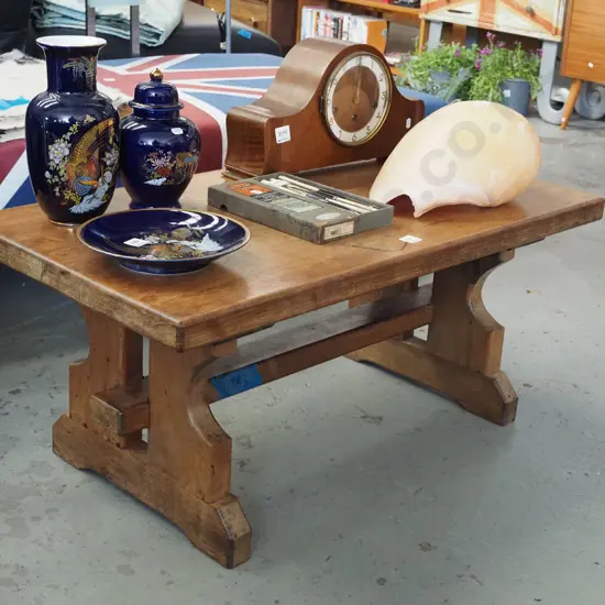 solid wood coffee table - varnish needs attention H390 W900 D500