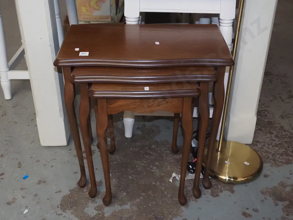 mahogany faux wood veneer nest of 3 tables Image 1++