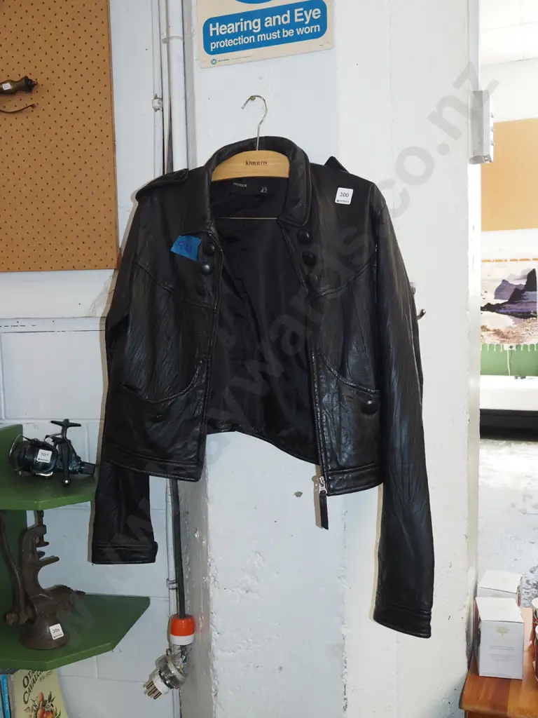 Provider size 42 black faux  leather ladies jacket Image 1++