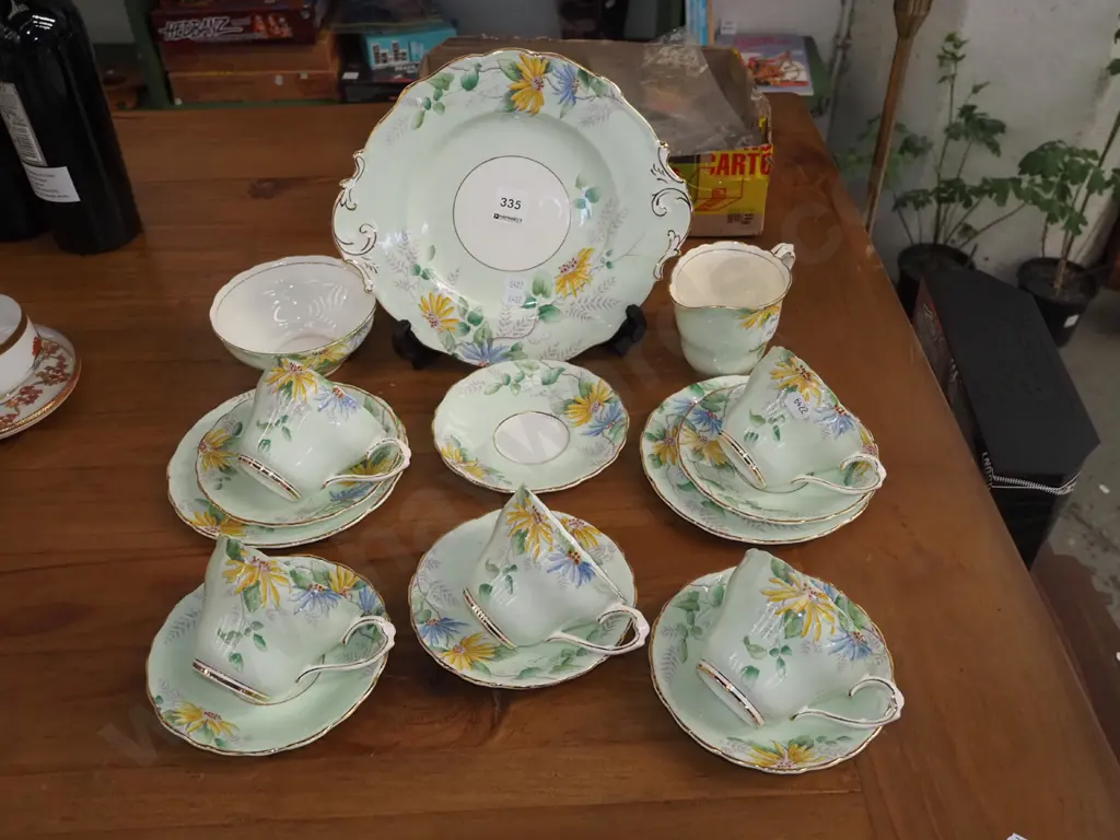 Paragon floral part tea set  Image 1++