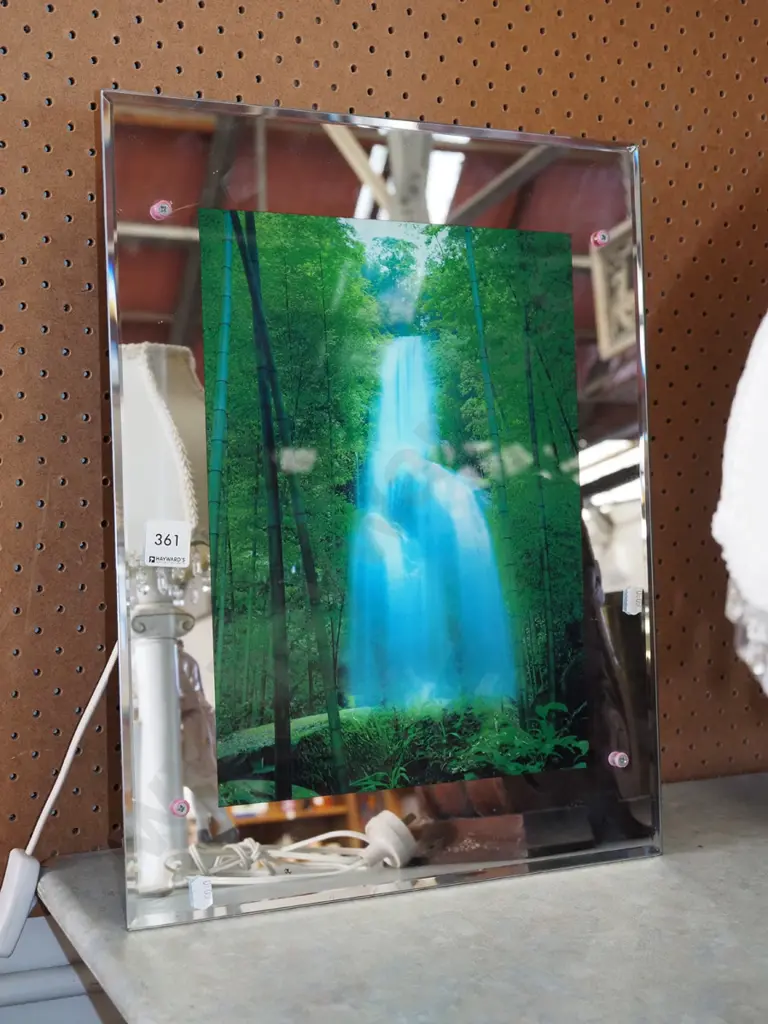 illuminated waterfall print - print inserted upside down Image 1++