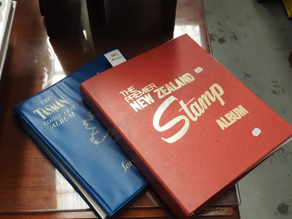 stamp albums Image 1++