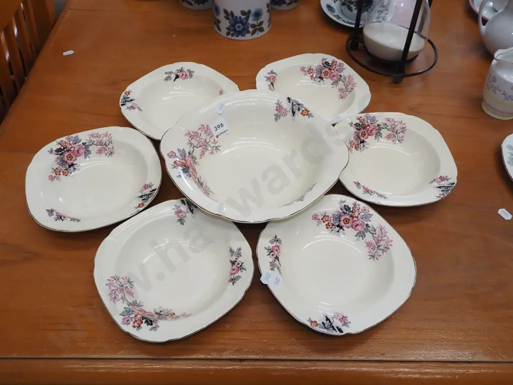 Meakin floral sweet set Image 1++