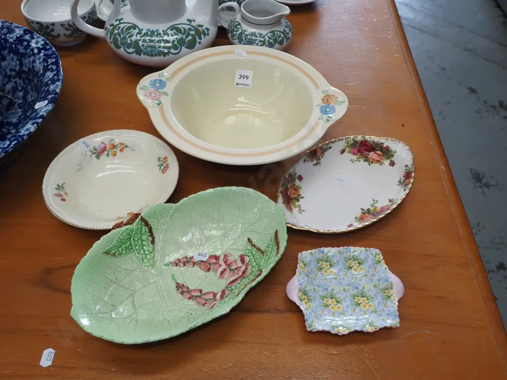 Carlton dish, Royal Albert dish etc Image 1++