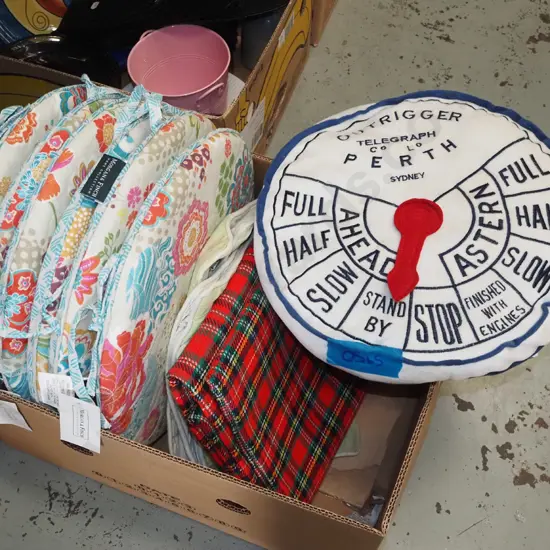 box; as new chair and other cushions