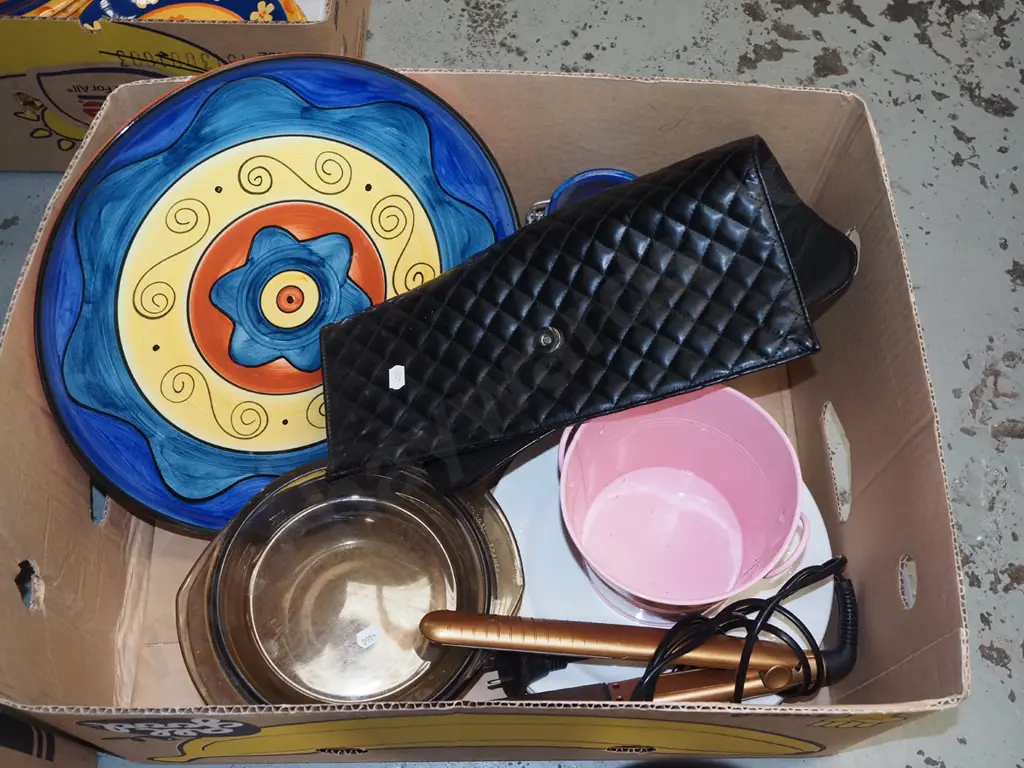 box; pyrex caaserole, ashet, curling tongs etc Image 1++