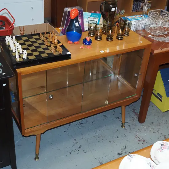mid century display cabinet  H860 W1065  D380