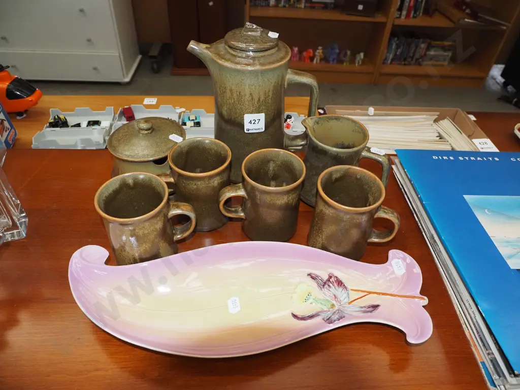 Temuka coffee pot, creamer, sugar, 4 cups, Staffordshire leaf dish Image 1++