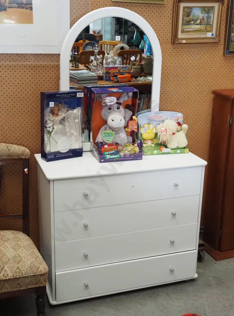 mdf melteca 4 drawer mirror back dresser H1550 W885 D400 Image 1++