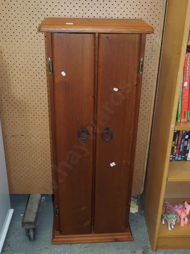 oregon 2 drawer 2 door CD tower H1085 W420 D210 Image 1++