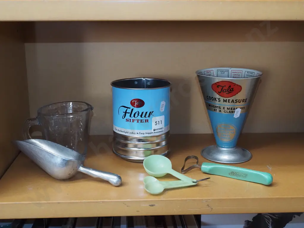 flour sifter, measuring cups etc Image 1++