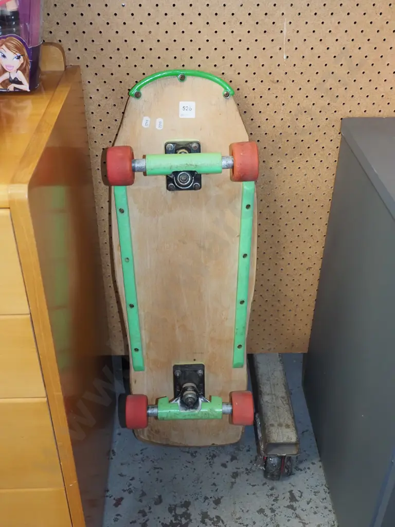 1980s skateboard Image 1++