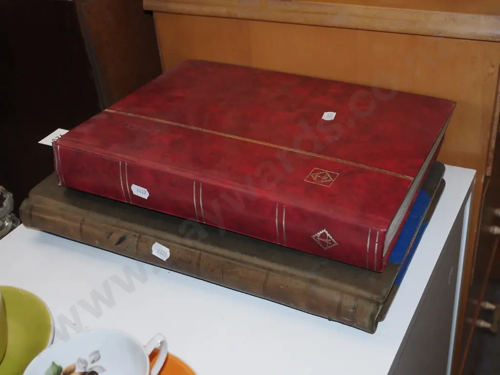 stamp albums Image 1++