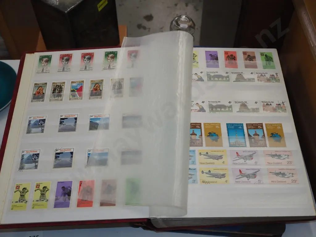 stamp albums Image 1++