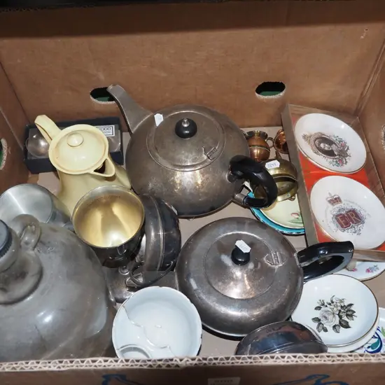 box; plated ware, jugs, Queen Elizabeth Jubilee dishes etc