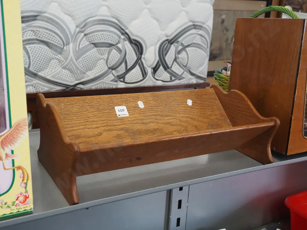 small oak table top bookcase Image 1++