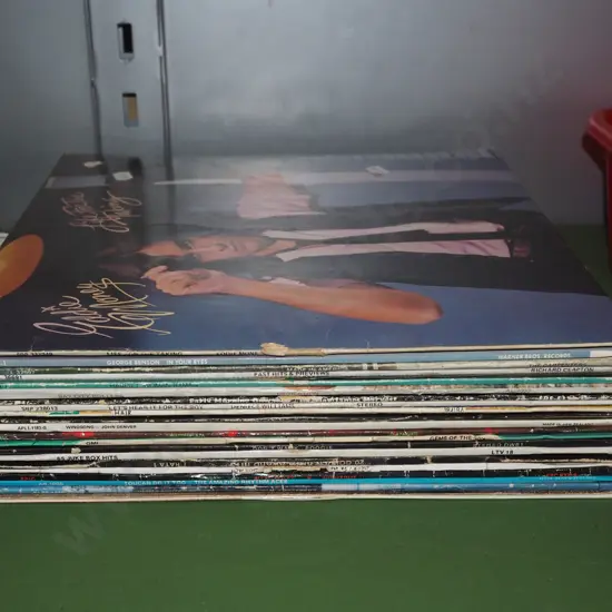 LPs; George Benson, Carpenters, Bay City Rollers etc