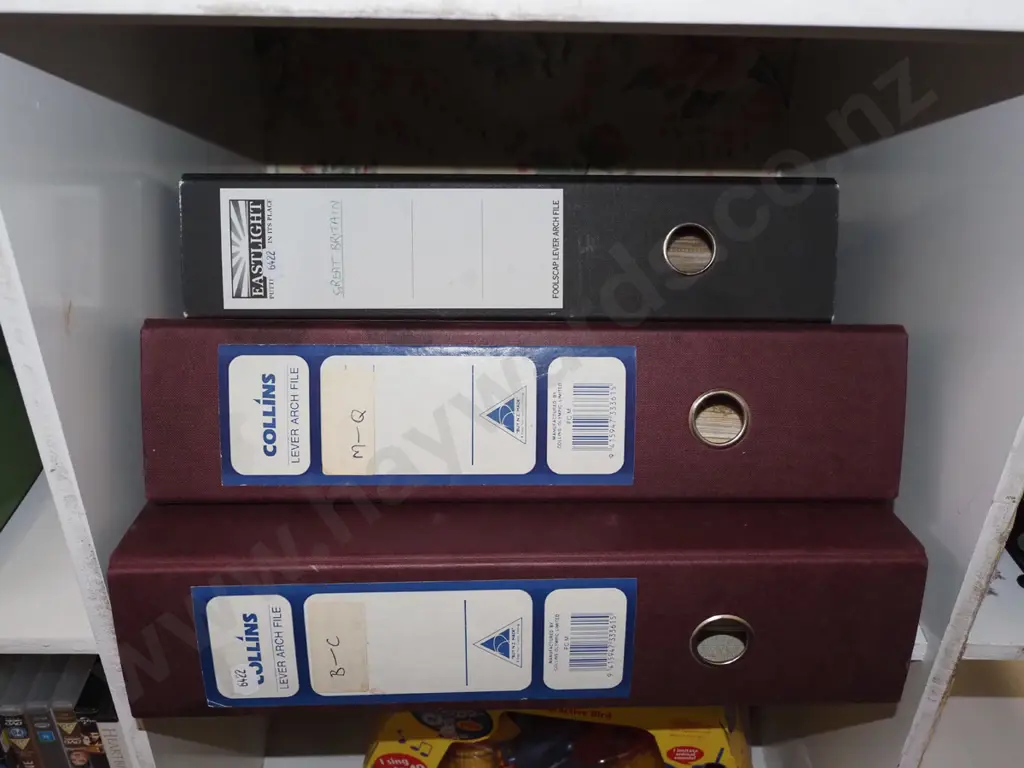 3x folders of stamps Image 1++