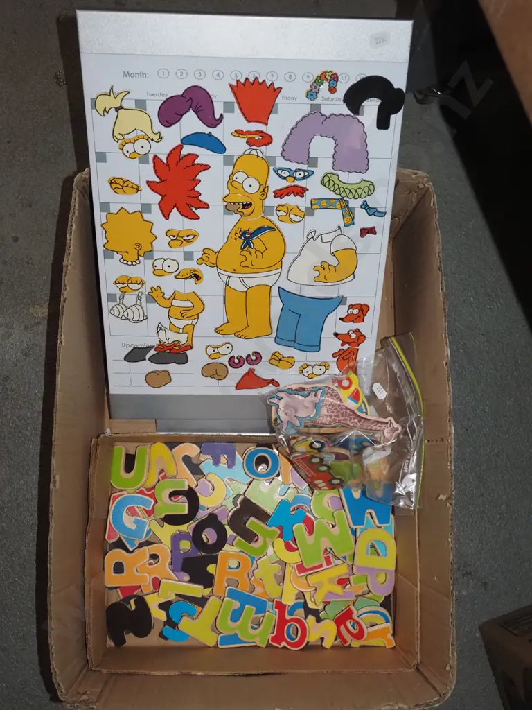 box; Simpsons magnetic characters, alphabet and animal magnets, small magnetic white board Image 1++