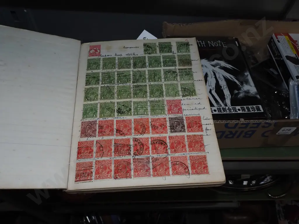 4x stamp albums Image 1++
